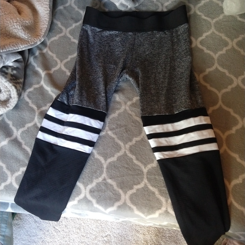 Bombshell Gym Leggings